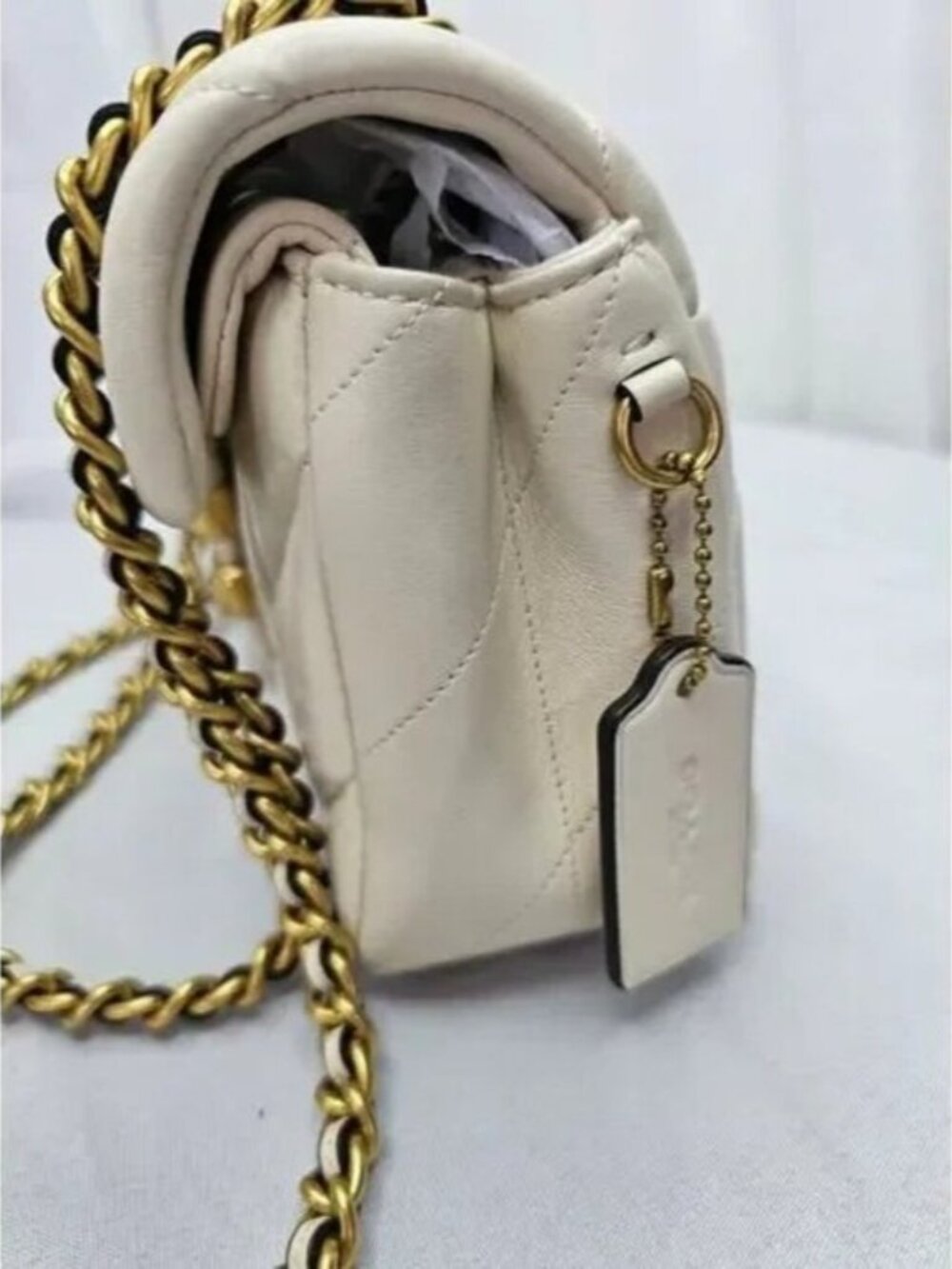 Coach Tabby Shoulder Bag 26 With Pillow Quilting Brass/Chaulk New with minor - Picture 4 of 8